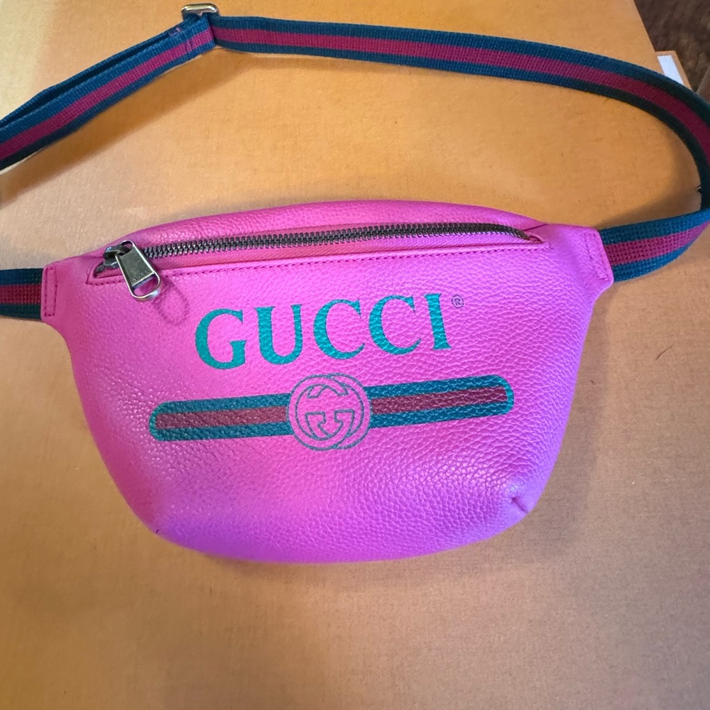 *Rare* Pink Gucci Belt Bag Bumbag Small